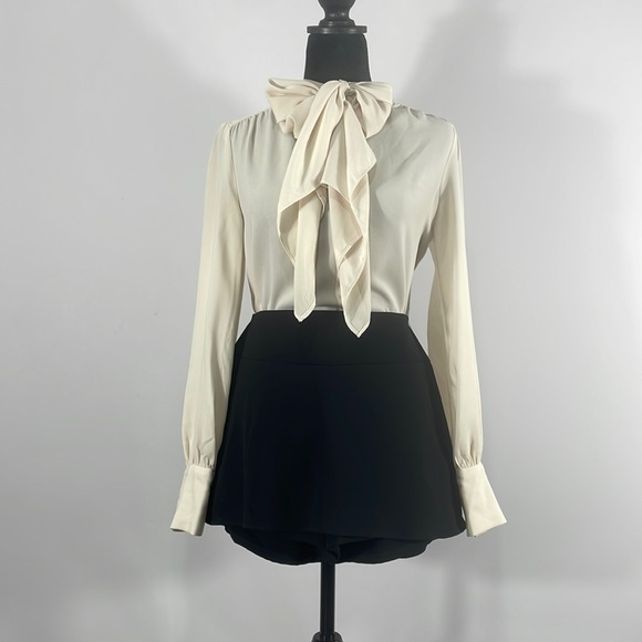 Forever 21 Tops - Ivory White Bow tie neck button up blouse,Size Small